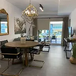 Roy Boston By Florentia Homes Appartement *