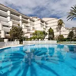 Roy Boston By Florentia Homes Apartament