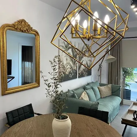 דירה Roy Boston By Florentia Homes