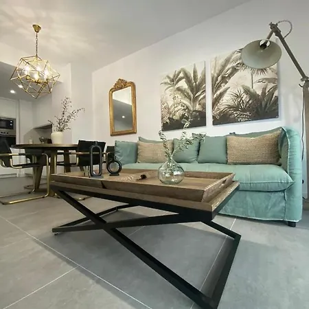 Roy Boston By Florentia Homes 마르베야