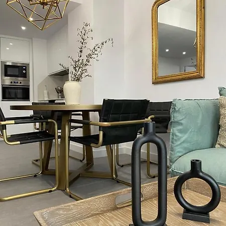 Roy Boston By Florentia Homes Appartement *
