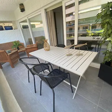 Roy Boston By Florentia Homes Appartement